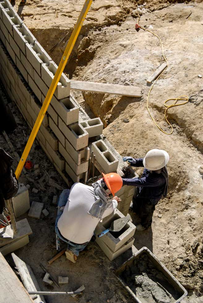 édification d'un mur